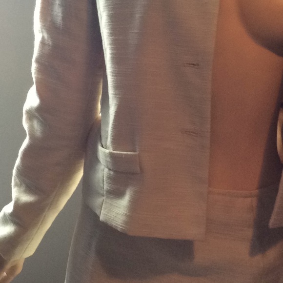 DRESS SUIT - Picture 5 of 7